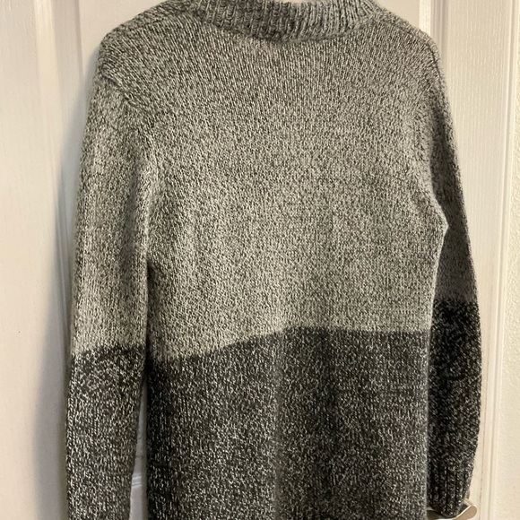 RD Style Two-Tone Gray Drape Cardigan - Picture 4 of 12